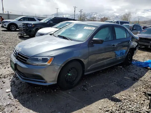 3VW167AJ6GM286556 2016 VOLKSWAGEN JETTA - Image 1