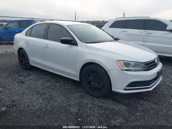 3VW167AJ6GM324822 2016 VOLKSWAGEN JETTA - Image 1