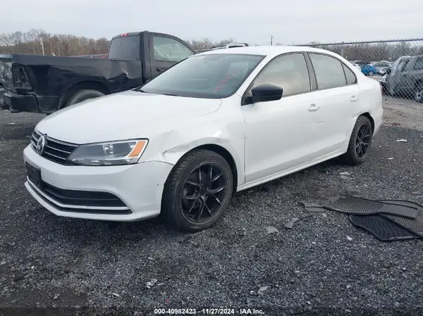 3VW167AJ6GM324822 2016 VOLKSWAGEN JETTA - Image 2