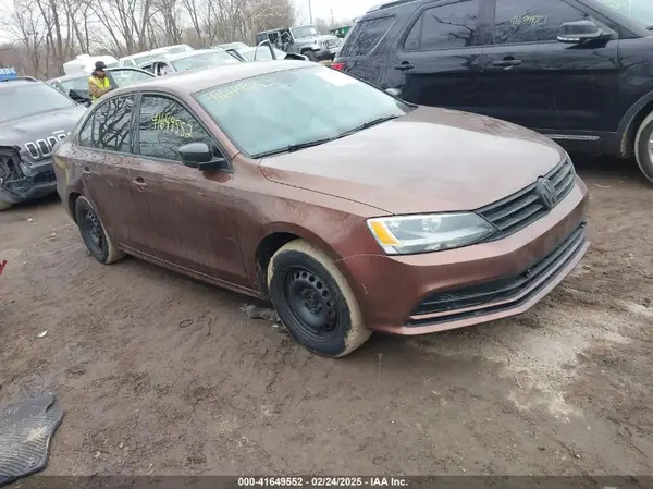 3VW167AJ6GM399438 2016 VOLKSWAGEN JETTA - Image 1