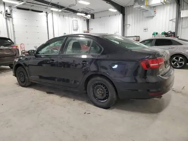 3VW167AJ6HM205704 2017 VOLKSWAGEN JETTA - Image 2