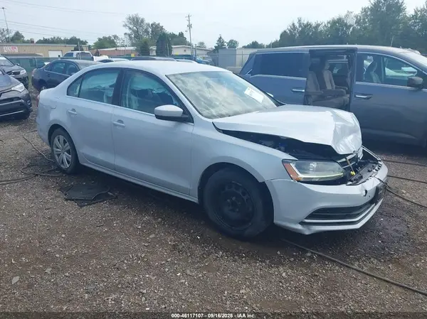 3VW167AJ6HM269371 2017 VOLKSWAGEN JETTA - Image 1