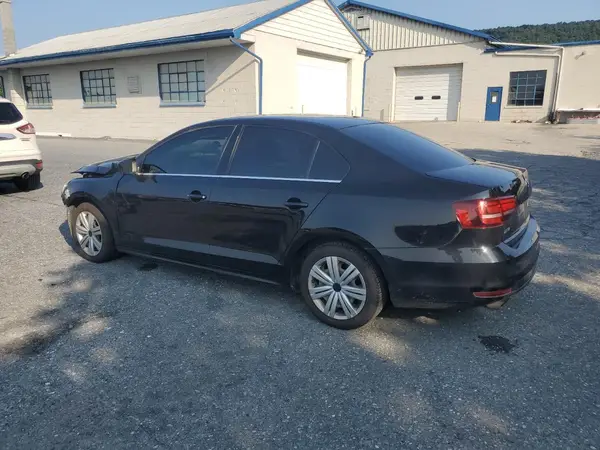 3VW167AJ6HM306886 2017 VOLKSWAGEN JETTA - Image 2