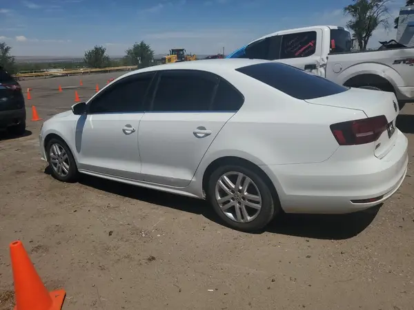 3VW167AJ6HM349849 2017 VOLKSWAGEN JETTA - Image 2
