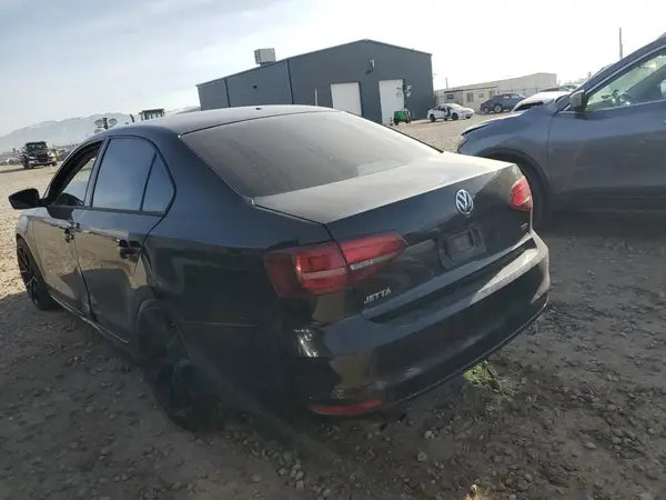 3VW167AJ6HM353416 2017 VOLKSWAGEN JETTA - Image 2