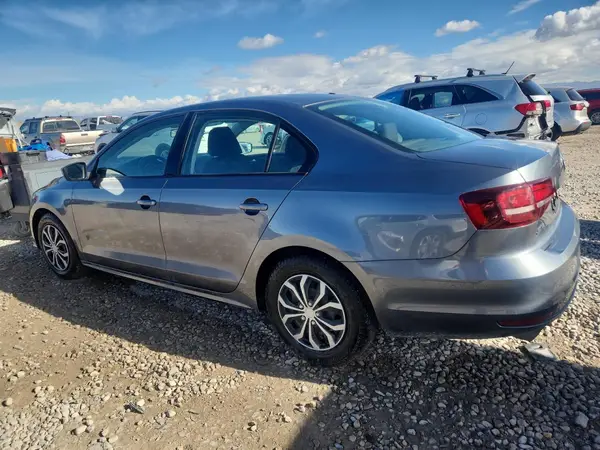 3VW167AJ7GM325607 2016 VOLKSWAGEN JETTA - Image 2