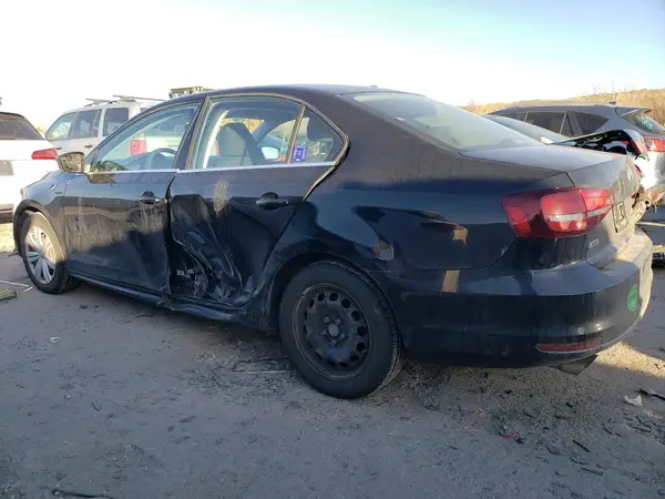 3VW167AJ7HM235780 2017 VOLKSWAGEN JETTA - Image 2