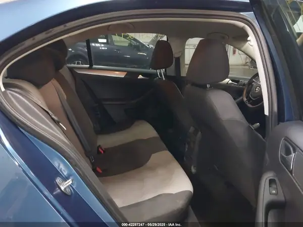 3VW167AJ7HM255639 2017 VOLKSWAGEN JETTA - Image 8