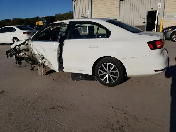 3VW167AJ7HM313295 2017 VOLKSWAGEN JETTA - Image 2