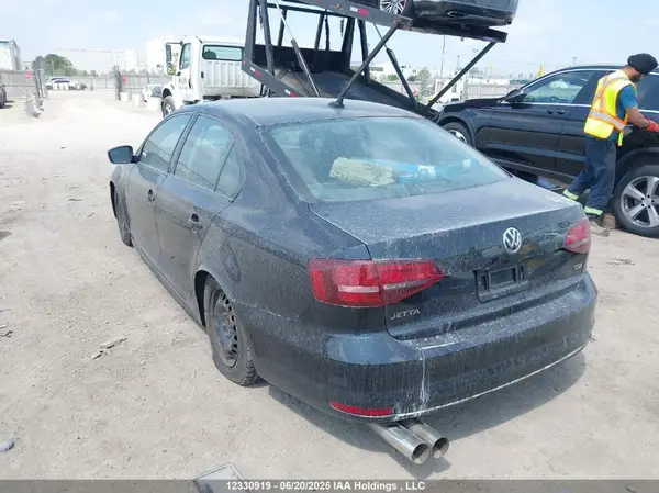 3VW167AJ7HM325821 2017 VOLKSWAGEN JETTA - Image 8