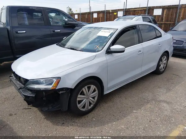 3VW167AJ7HM407127 2017 VOLKSWAGEN JETTA - Image 2