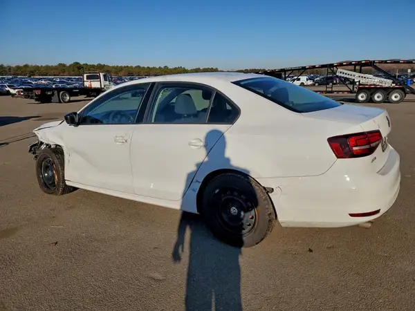 3VW167AJ8GM369728 2016 VOLKSWAGEN JETTA - Image 2
