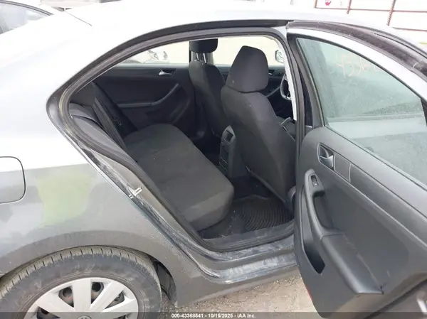 3VW167AJ8GM414666 2016 VOLKSWAGEN JETTA - Image 8