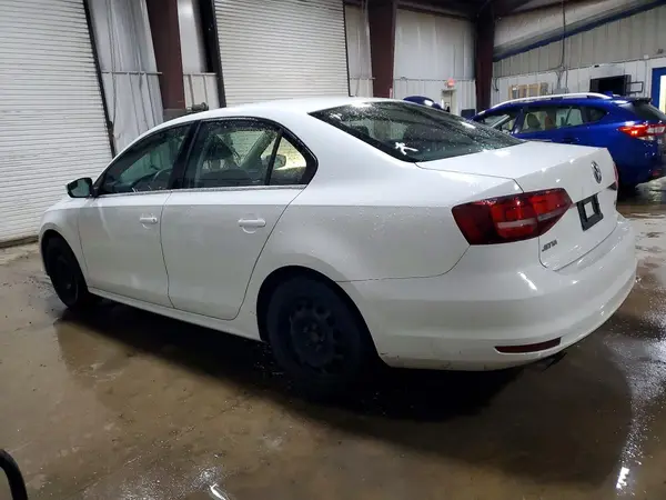 3VW167AJ8HM282090 2017 VOLKSWAGEN JETTA - Image 2
