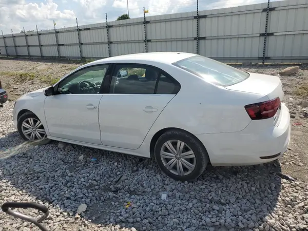 3VW167AJ8HM324628 2017 VOLKSWAGEN JETTA - Image 2