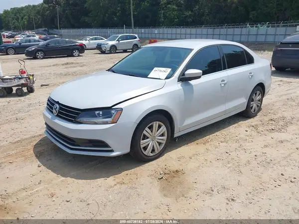 3VW167AJ8HM340263 2017 VOLKSWAGEN JETTA - Image 2