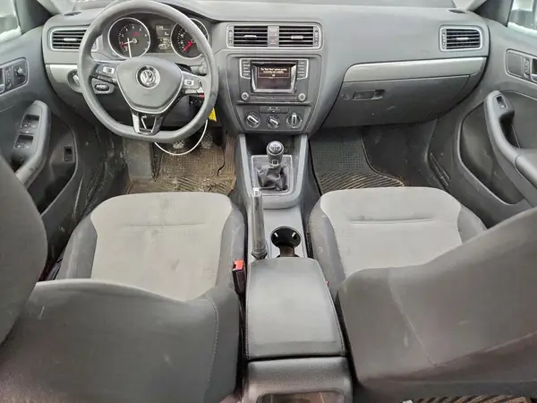 3VW167AJ8HM402986 2017 VOLKSWAGEN JETTA - Image 8