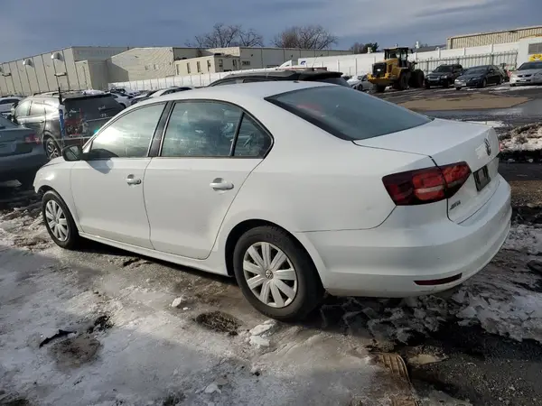 3VW167AJ9GM287135 2016 VOLKSWAGEN JETTA - Image 2