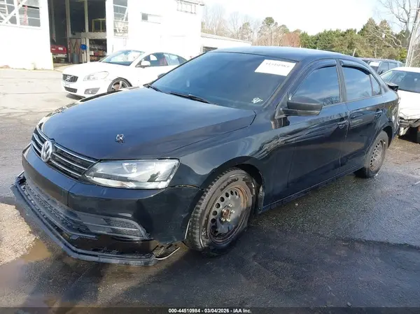 3VW167AJ9GM371987 2016 VOLKSWAGEN JETTA - Image 2