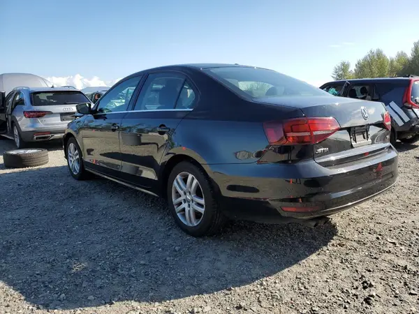 3VW167AJ9HM264049 2017 VOLKSWAGEN JETTA - Image 2