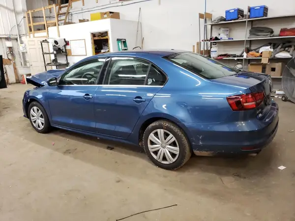 3VW167AJ9HM300595 2017 VOLKSWAGEN JETTA - Image 2