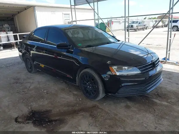 3VW167AJ9HM307434 2017 VOLKSWAGEN JETTA - Image 1