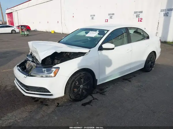 3VW167AJ9HM340434 2017 VOLKSWAGEN JETTA - Image 2