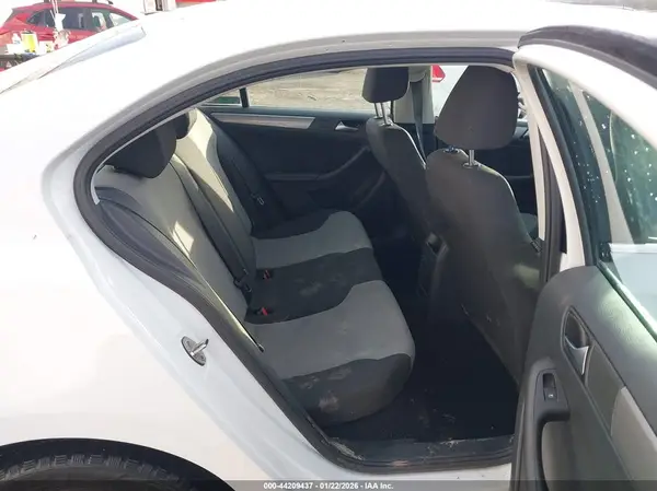 3VW167AJ9HM340434 2017 VOLKSWAGEN JETTA - Image 8