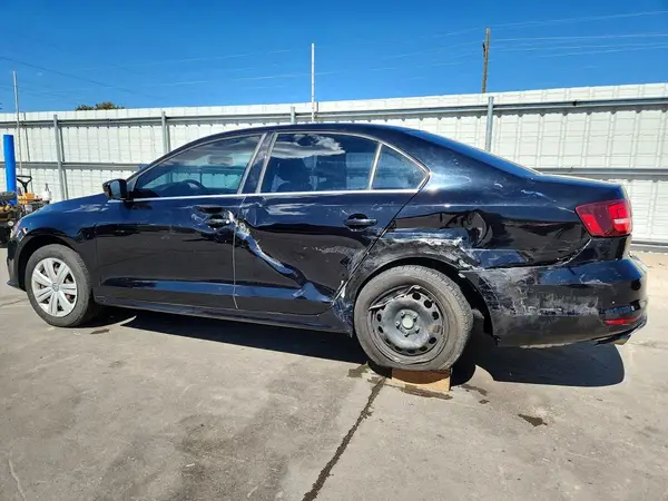 3VW167AJ9HM345133 2017 VOLKSWAGEN JETTA - Image 2