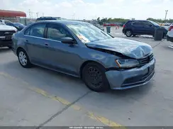 3VW167AJ9HM377922 2017 VOLKSWAGEN JETTA