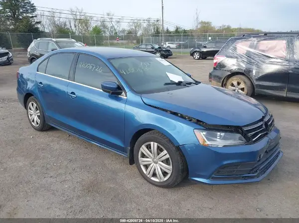 3VW167AJ9HM386667 2017 VOLKSWAGEN JETTA - Image 1