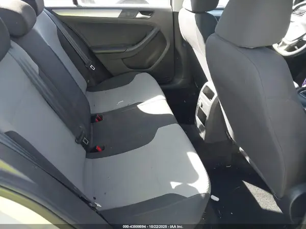 3VW167AJ9HM411468 2017 VOLKSWAGEN JETTA - Image 8
