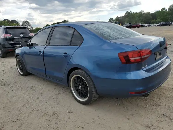 3VW167AJ9HM412488 2017 VOLKSWAGEN JETTA - Image 2