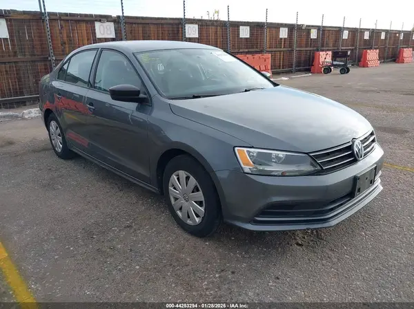 3VW167AJXGM303861 2016 VOLKSWAGEN JETTA - Image 1
