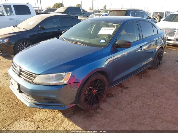 3VW167AJXGM410473 2016 VOLKSWAGEN JETTA - Image 2