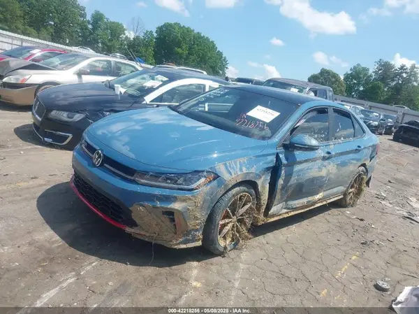3VW1T7BU6SM056025 2025 VOLKSWAGEN JETTA - Image 2