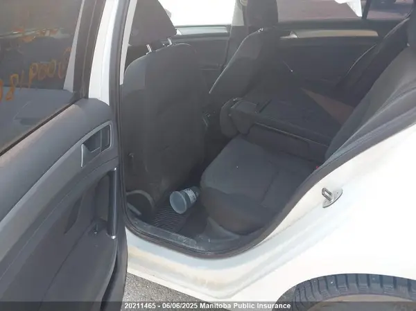 3VW217AU0GM009186 2016 VOLKSWAGEN GOLF - Image 8