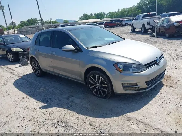 3VW217AU0GM042835 2016 VOLKSWAGEN GOLF - Image 1