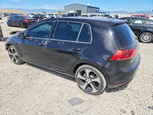 3VW217AU0GM047422 2016 VOLKSWAGEN GOLF - Image 2