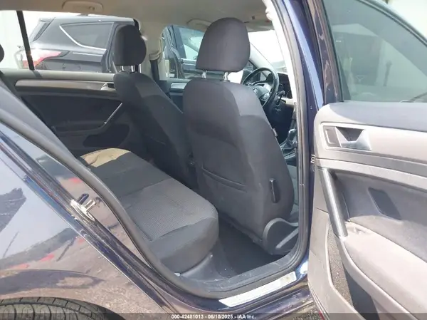 3VW217AU0HM005477 2017 VOLKSWAGEN GOLF - Image 8