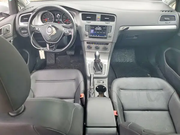 3VW217AU0HM017127 2017 VOLKSWAGEN GOLF - Image 8