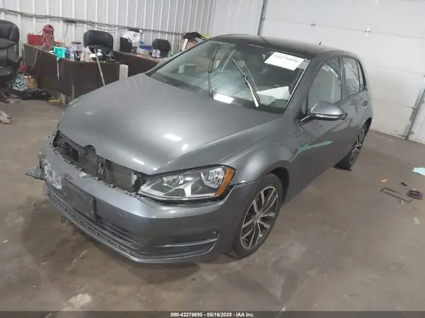 3VW217AU0HM018858 2017 VOLKSWAGEN GOLF - Image 2
