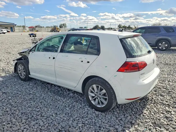 3VW217AU0HM023574 2017 VOLKSWAGEN GOLF - Image 2