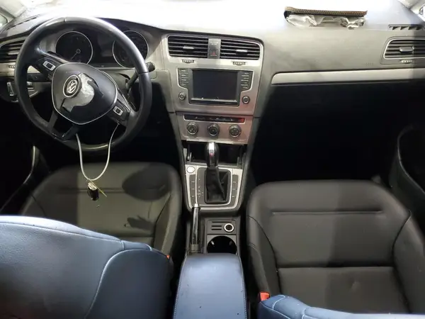 3VW217AU0HM063380 2017 VOLKSWAGEN GOLF - Image 8