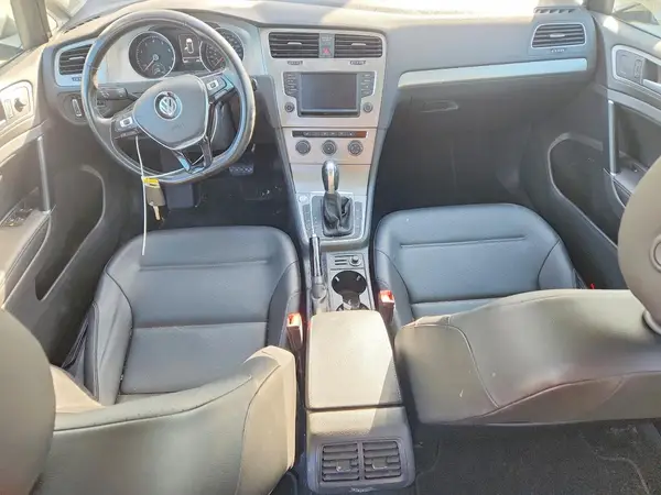 3VW217AU0HM077148 2017 VOLKSWAGEN GOLF - Image 8