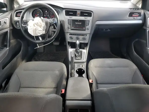 3VW217AU1GM013053 2016 VOLKSWAGEN GOLF - Image 8
