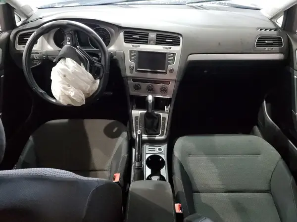 3VW217AU1GM017958 2016 VOLKSWAGEN GOLF - Image 8