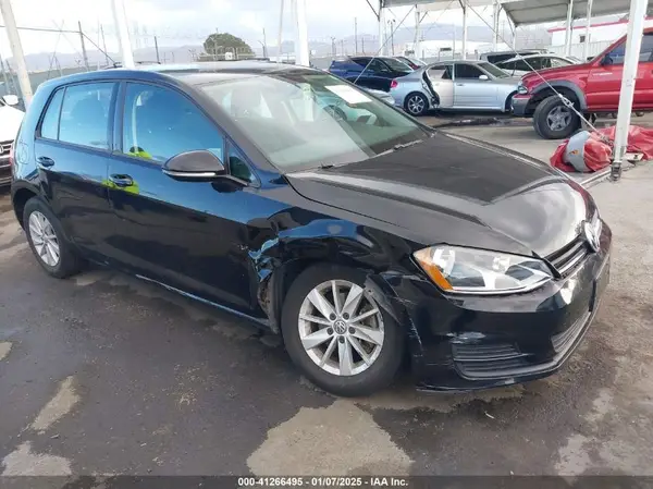 3VW217AU1HM016875 2017 VOLKSWAGEN GOLF - Image 1