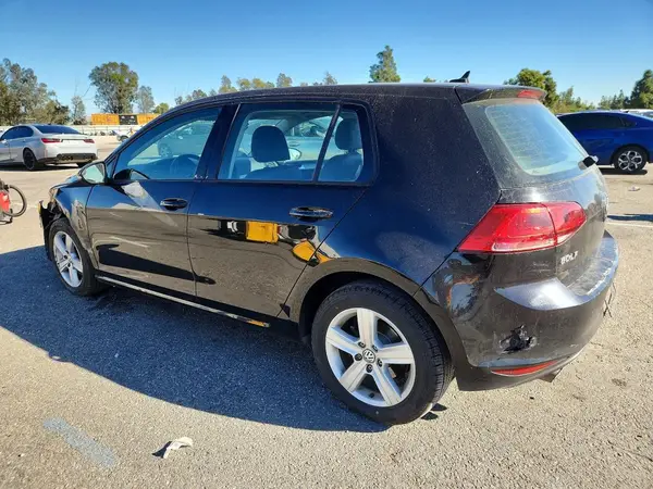 3VW217AU1HM028203 2017 VOLKSWAGEN GOLF - Image 2