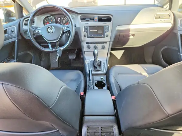 3VW217AU1HM028203 2017 VOLKSWAGEN GOLF - Image 8